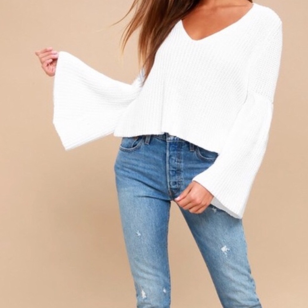 Free People Damsel V- neck bell sleeve sweater XS